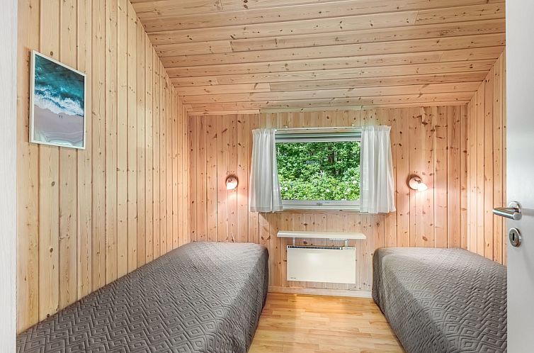 Vakantiehuis "Tialda" - 1.3km from the sea