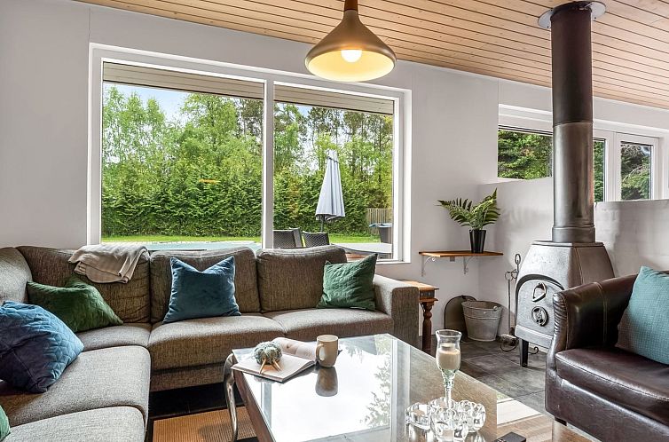 Vakantiehuis "Erna" - 900m from the sea
