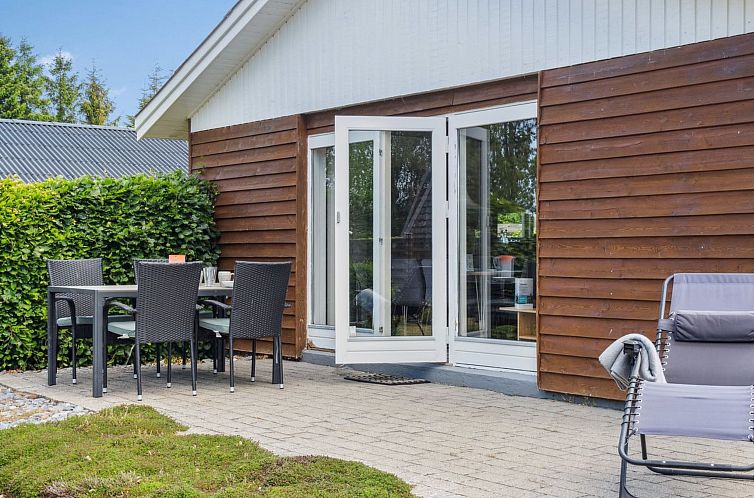 Vakantiehuis "Onni" - 1km from the sea