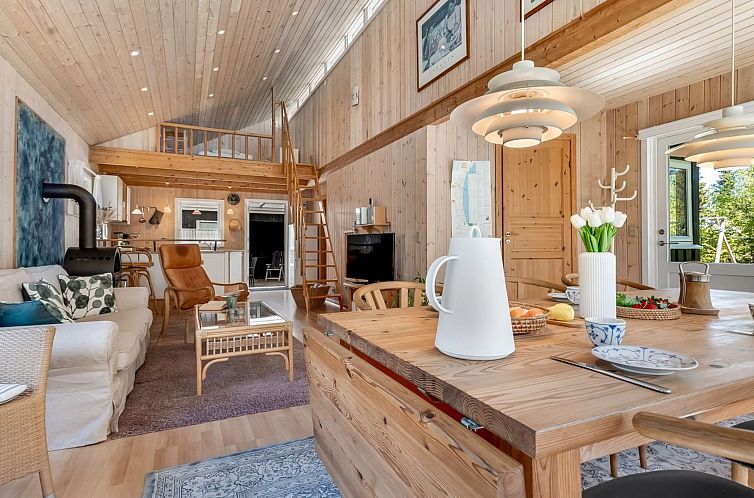 Vakantiehuis "Rustam" - 600m from the sea