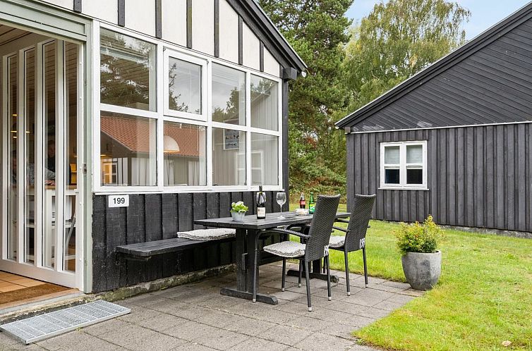 Vakantiehuis "Julkil" - 250m from the sea