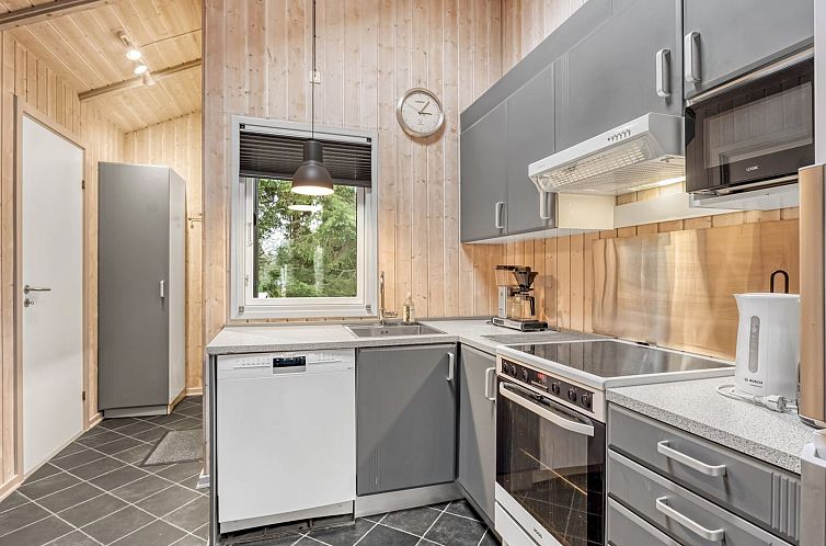 Vakantiehuis "Hithin" - 800m from the sea