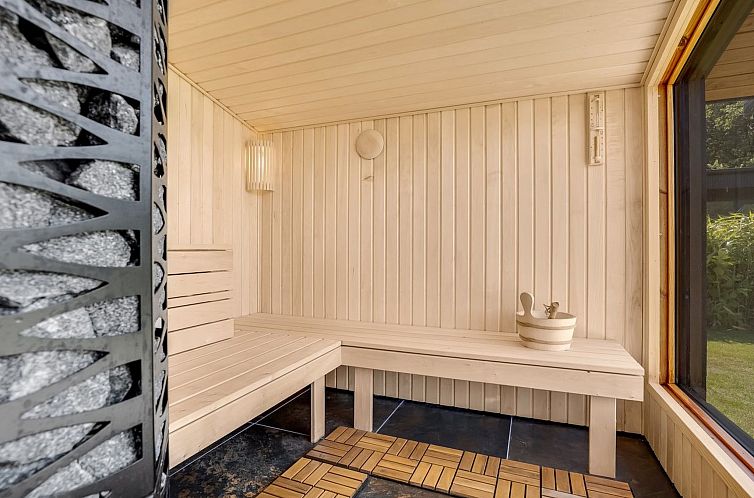 Vakantiehuis "Apelone" - 900m from the sea