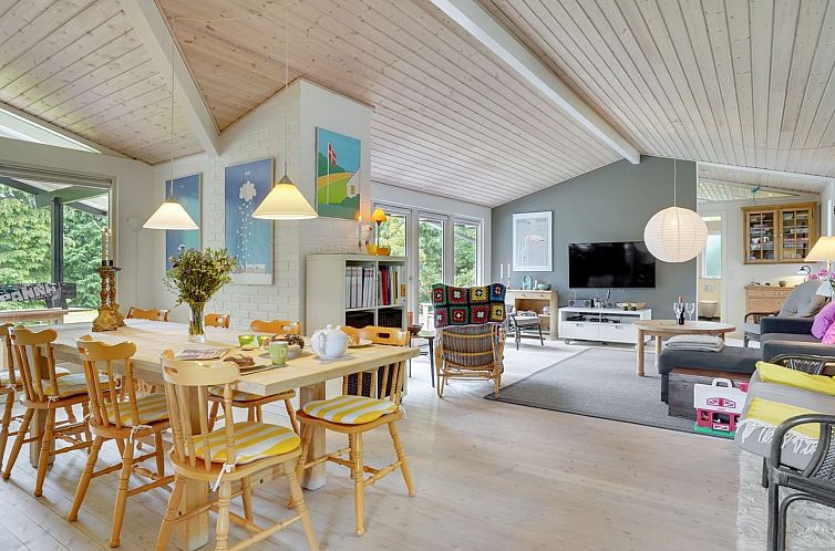 Vakantiehuis "Malwina" - 800m from the sea