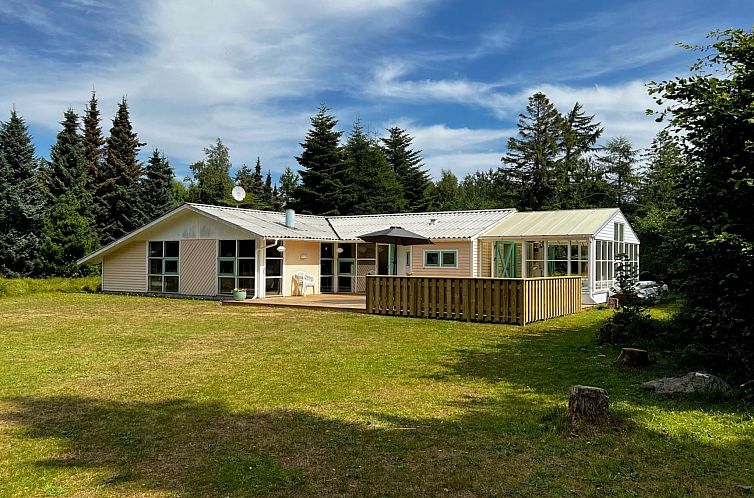 Vakantiehuis "Kiris" - 800m from the sea