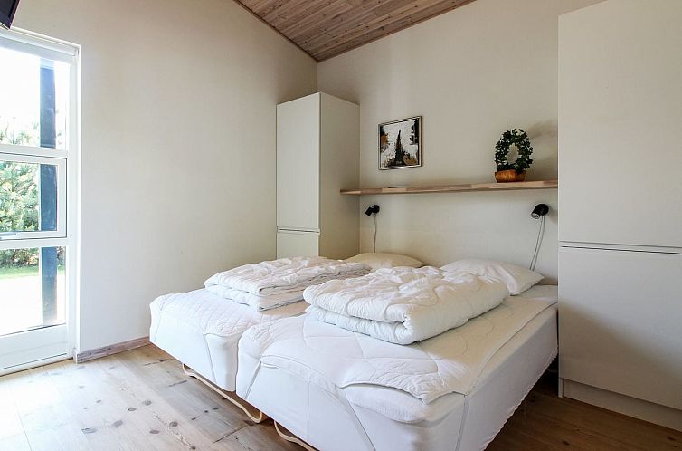 Vakantiehuis "Edin" - 400m from the sea