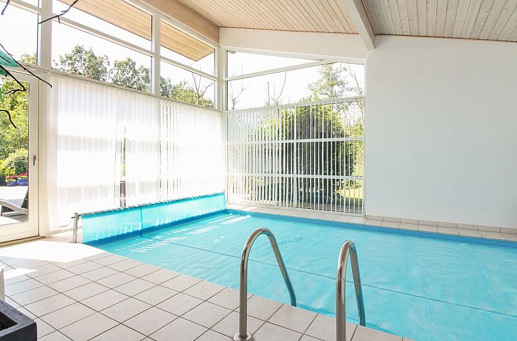 Vakantiehuis "Edin" - 400m from the sea