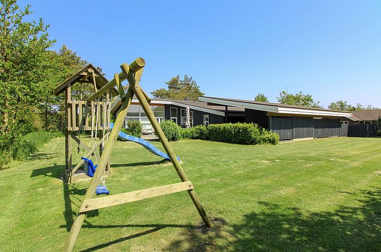 Vakantiehuis "Elicia" - 950m from the sea