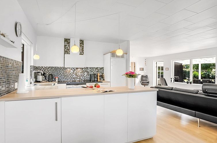 Vakantiehuis "Ansine" - 500m from the sea