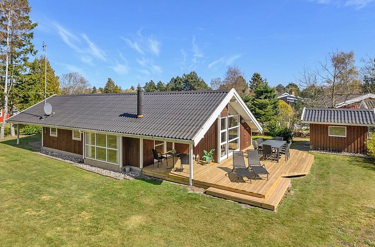 Vakantiehuis "Wegher" - 650m from the sea