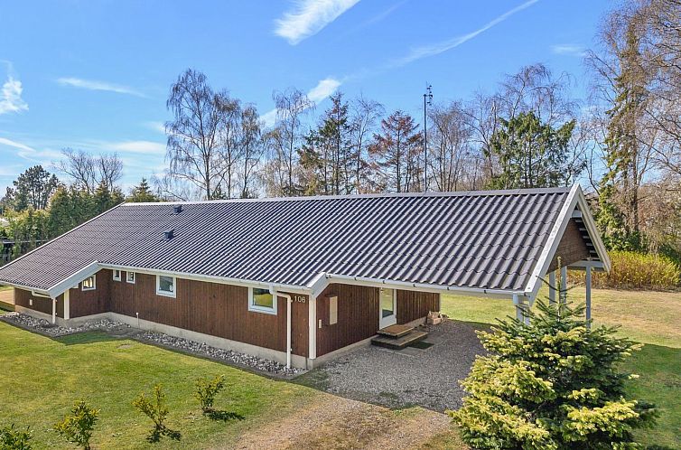 Vakantiehuis "Wegher" - 650m from the sea