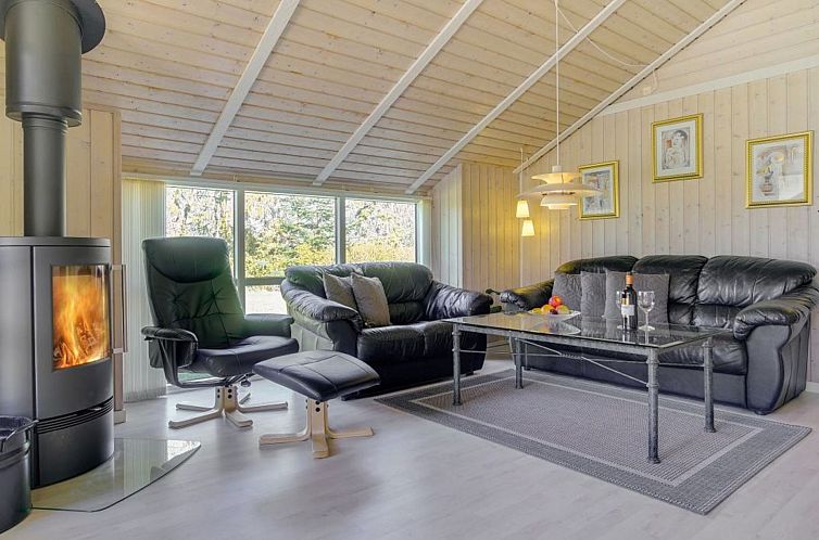 Vakantiehuis "Wegher" - 650m from the sea