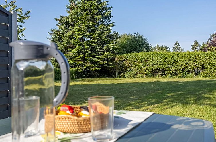 Vakantiehuis "Davida" - 400m from the sea