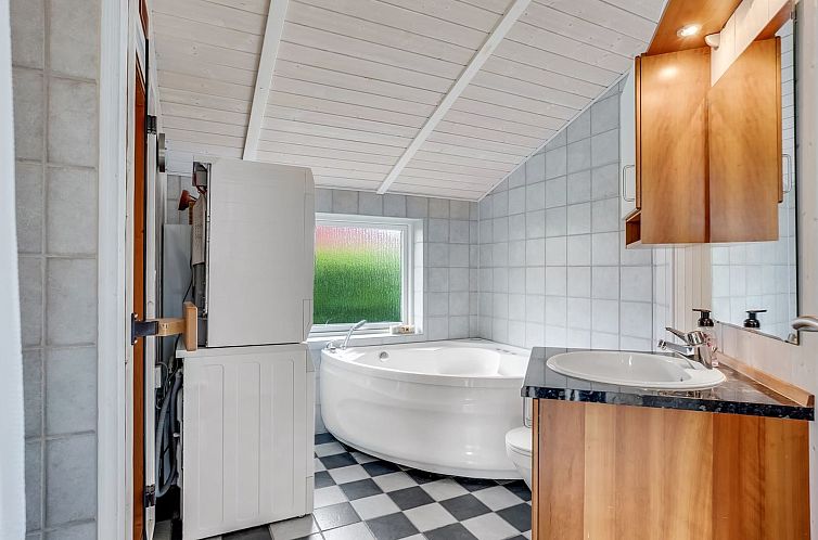 Vakantiehuis "Vaula" - 200m from the sea