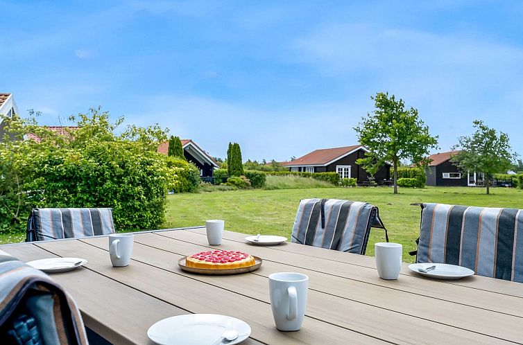 Vakantiehuis "Vaula" - 200m from the sea