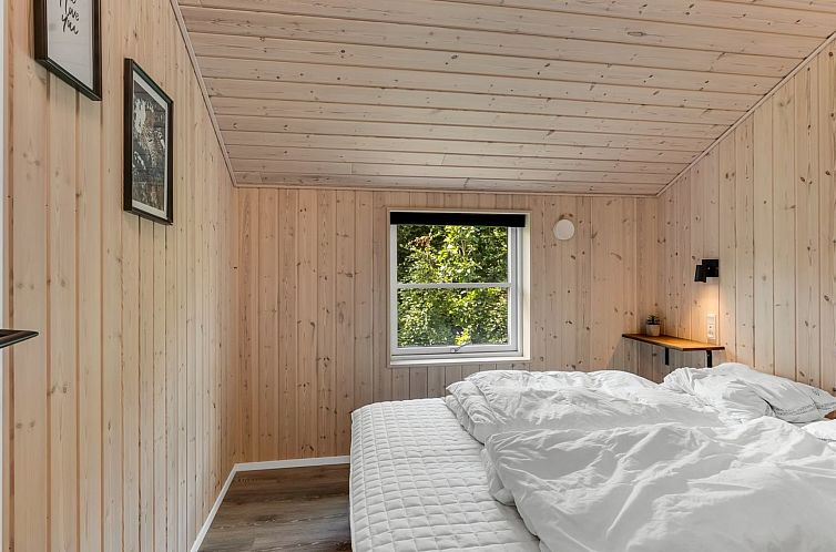 Vakantiehuis "Edzard" - 900m from the sea