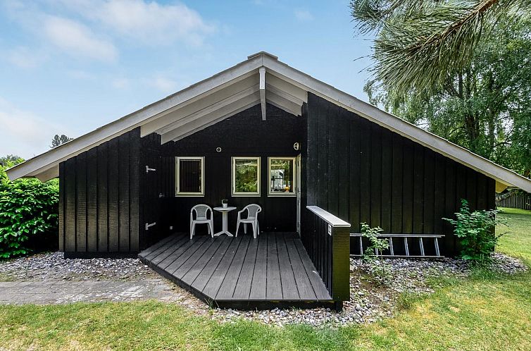 Vakantiehuis "Joakim" - 350m from the sea