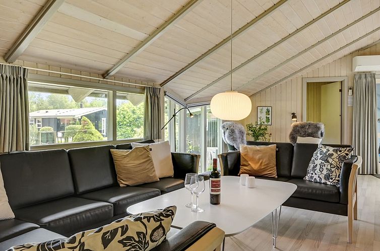 Vakantiehuis "Joakim" - 350m from the sea