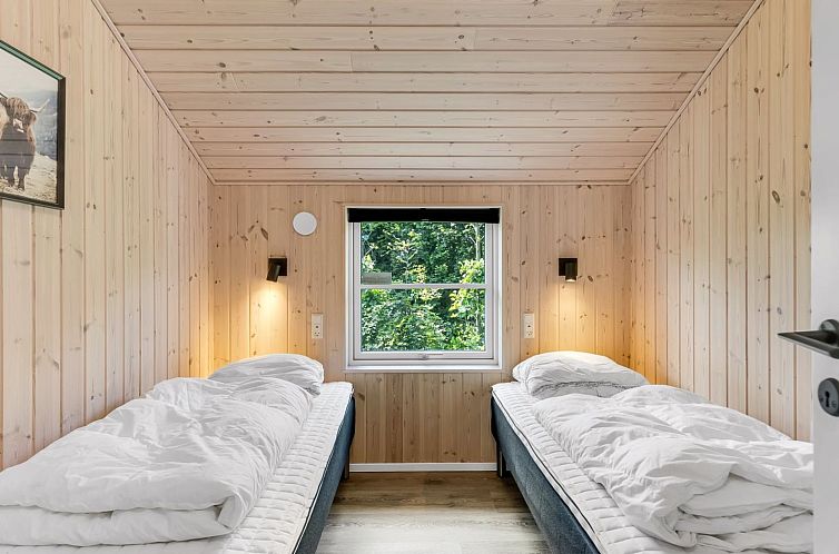 Vakantiehuis "Matild" - 400m from the sea