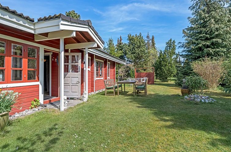 Vakantiehuis "Berit" - 700m from the sea