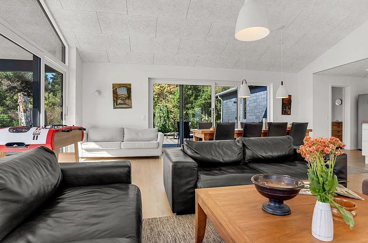 Vakantiehuis "Fay" - 900m from the sea