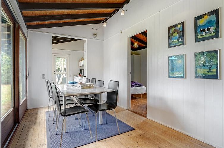 Vakantiehuis "Elja" - 750m from the sea