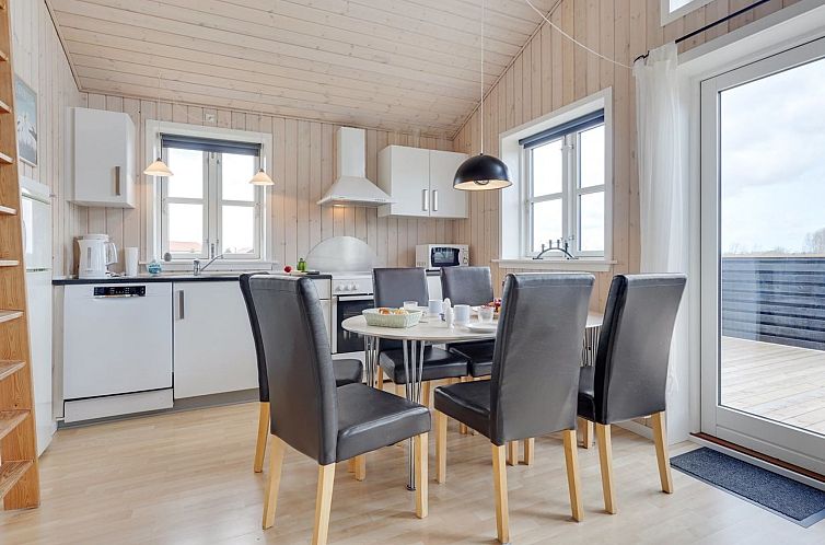 Vakantiehuis "Evin" - 800m from the sea