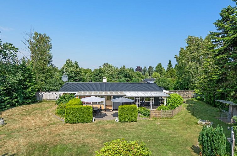 Guest house 0170783 - Holiday property Seeland - Vakantiehuis "Monja" - 350m from the sea