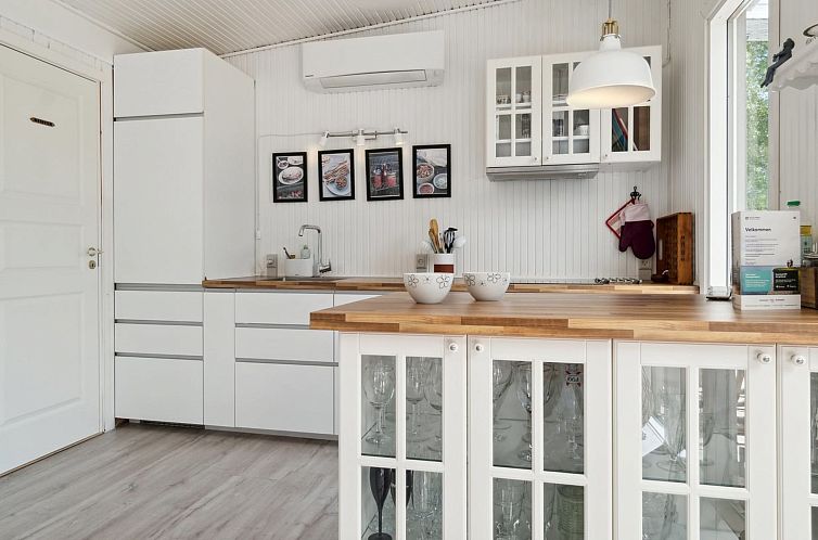 Vakantiehuis "Rajka" - 800m from the sea