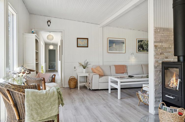 Vakantiehuis "Rajka" - 800m from the sea