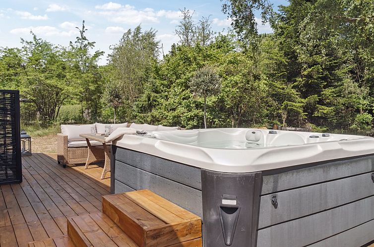 Vakantiehuis "Rajka" - 800m from the sea