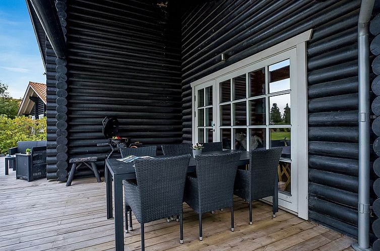 Vakantiehuis "Ronia" - 900m from the sea