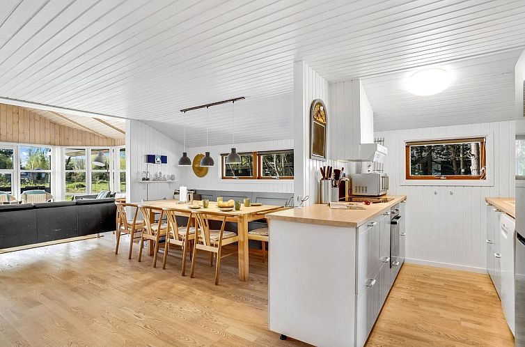 Vakantiehuis "Tara" - 900m from the sea