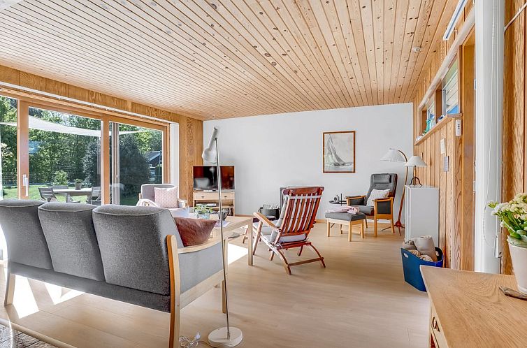 Vakantiehuis "Alvia" - 200m from the sea