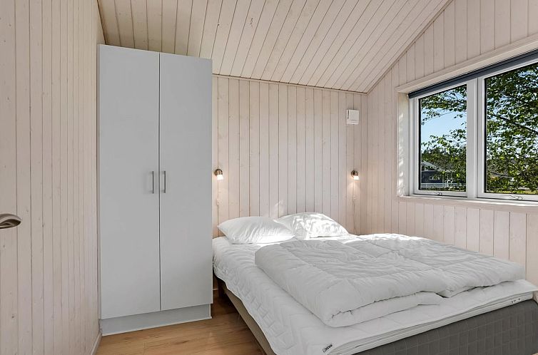 Vakantiehuis "Kiersten" - 800m from the sea