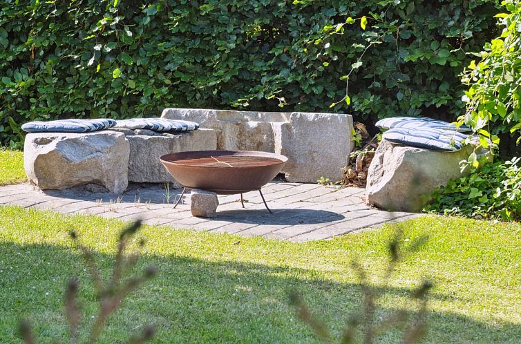 Vakantiehuis "Eleana" - 300m to the fjord