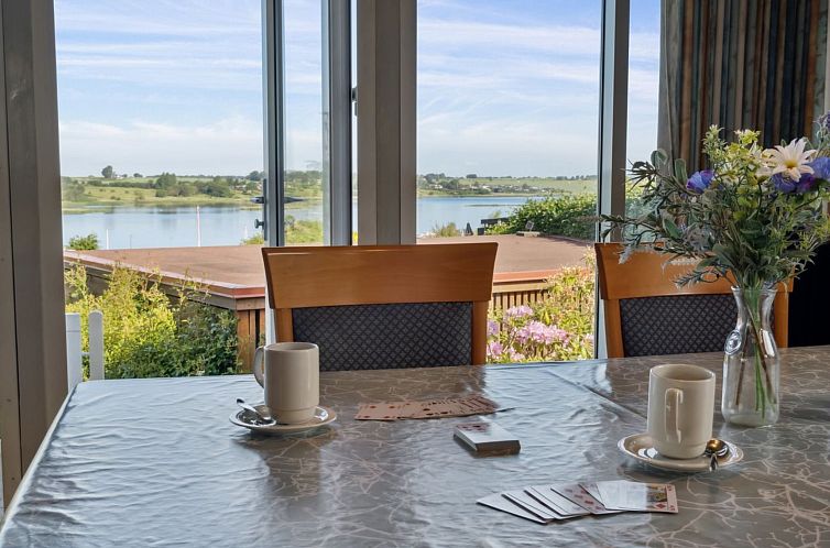 Vakantiehuis "Eleana" - 300m to the fjord