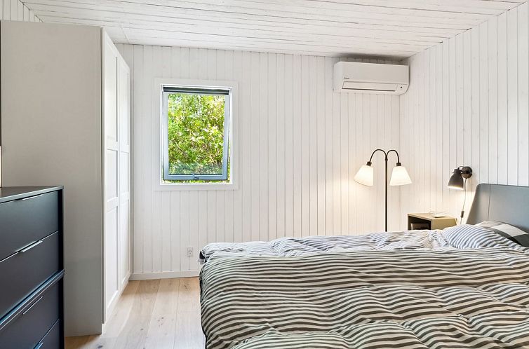 Vakantiehuis "Manko" - 250m from the sea