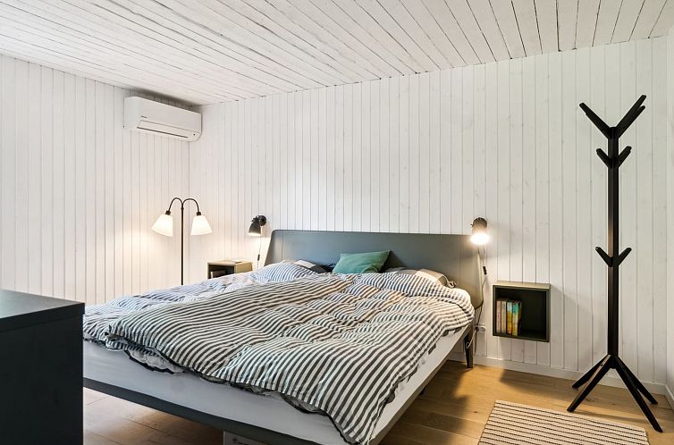 Vakantiehuis "Manko" - 250m from the sea