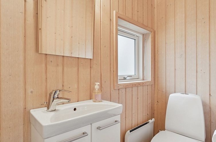 Vakantiehuis "Hawarth" - 275m from the sea