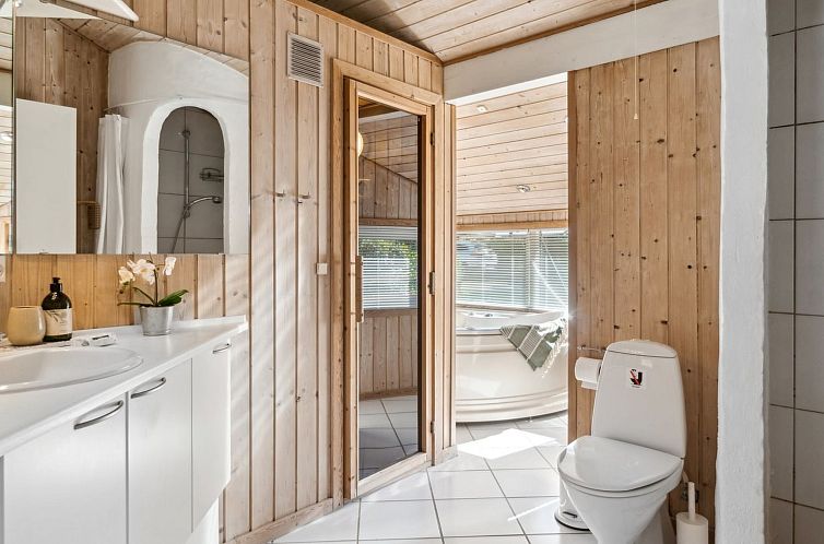 Vakantiehuis "Rixa" - 525m from the sea