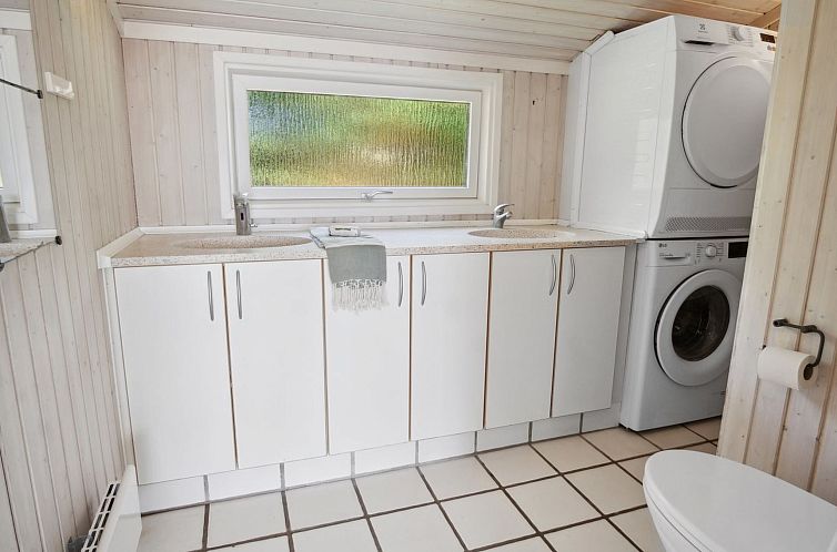 Vakantiehuis "Ilsi" - 275m from the sea