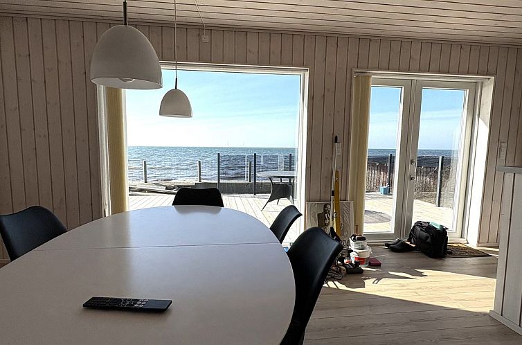 Vakantiehuis "Meinolf" - 200m from the sea