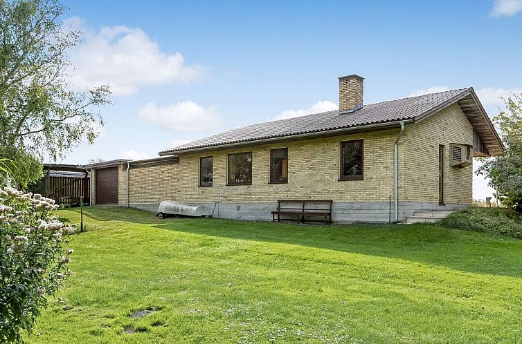 Vakantiehuis "Manko" - 250m from the sea