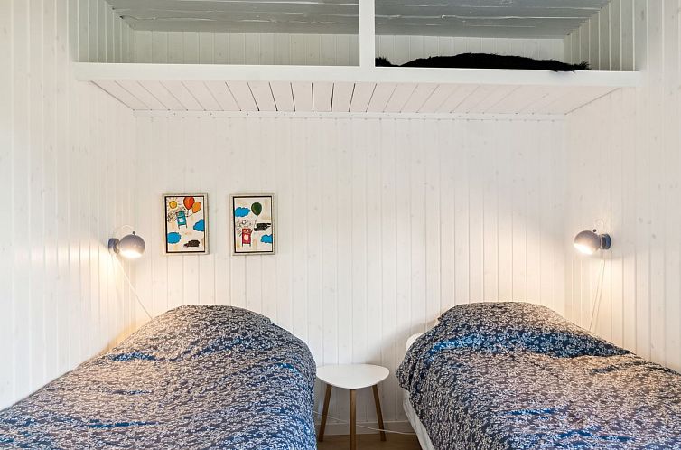 Vakantiehuis "Manko" - 250m from the sea