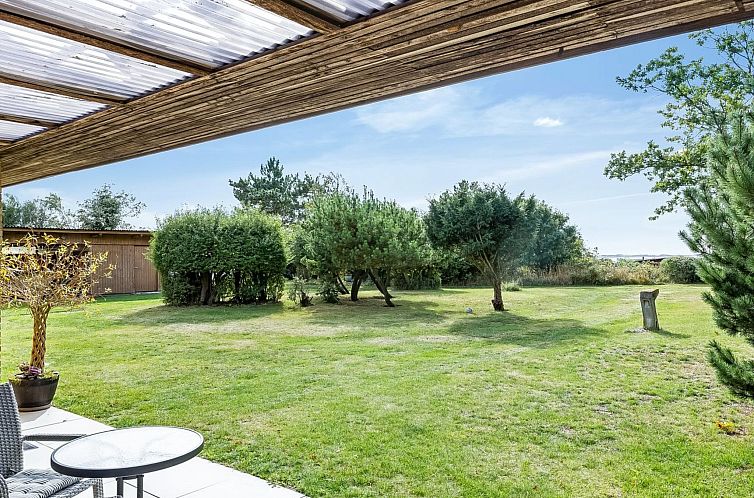 Vakantiehuis "Svanborg" - 40m from the sea