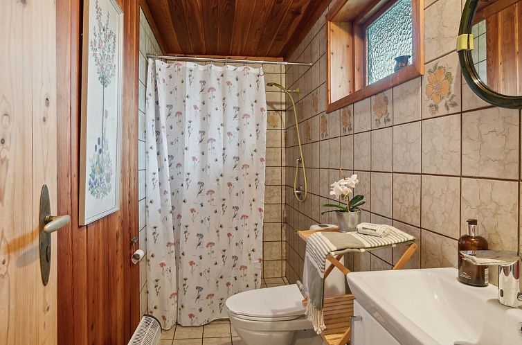 Vakantiehuis "Svanborg" - 40m from the sea