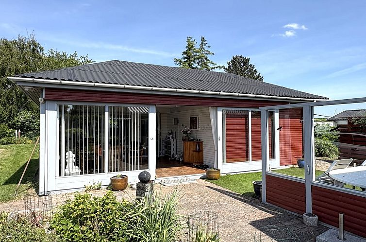 Vakantiehuis "Velena" - 150m from the sea