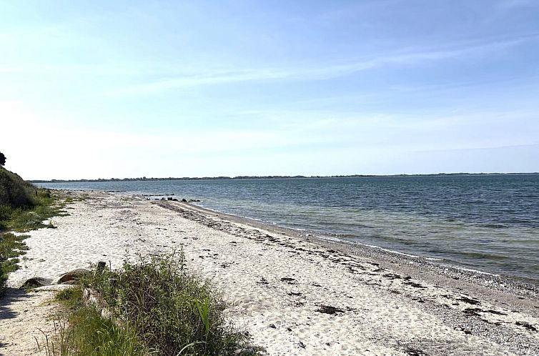 Vakantiehuis "Velena" - 150m from the sea