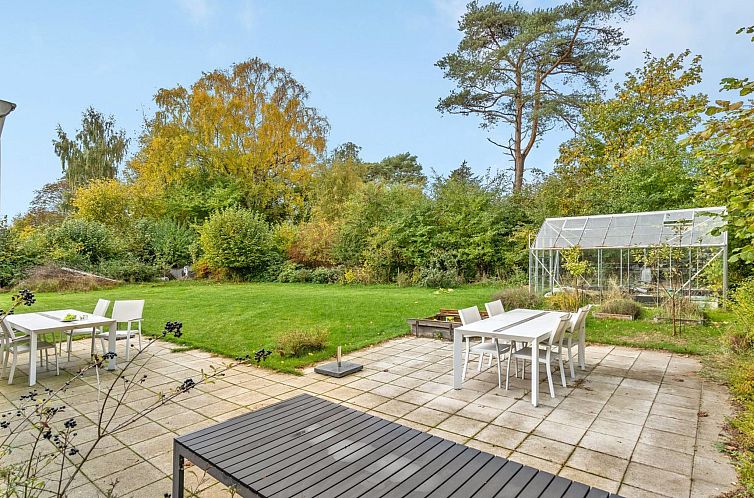 Vakantiehuis "Aino" - 1km from the sea